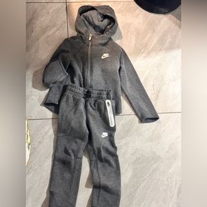 Nike track suit